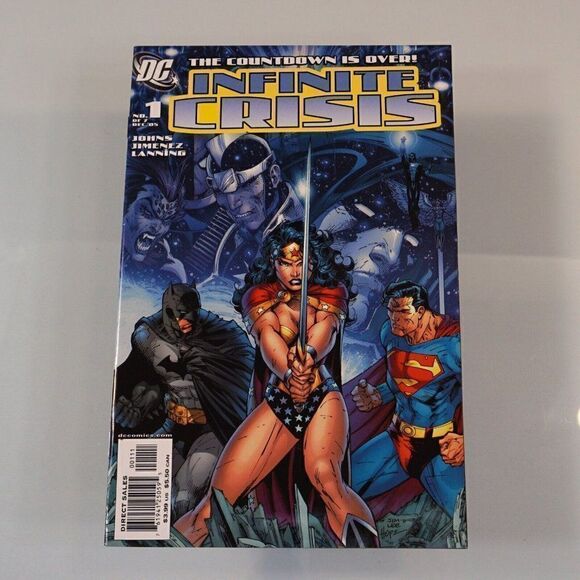 2 Issues DC INFINITE CRISIS 2005 No 1 No 2 Jim Lee Covers 2006 - Picture 7 of 10